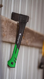 Hooyman Large Hatchet 1065 High Carbon Steel Blade Fiberglass Handle Black/Green