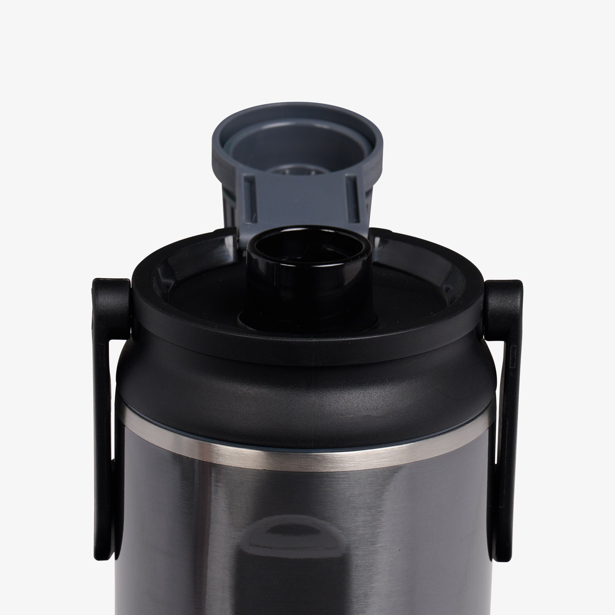 Igloo Twist 'n' Chug 46 Ounce Bottle Carbonite